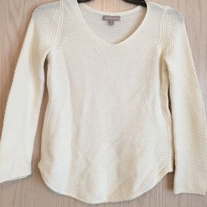 White banana republic sweater