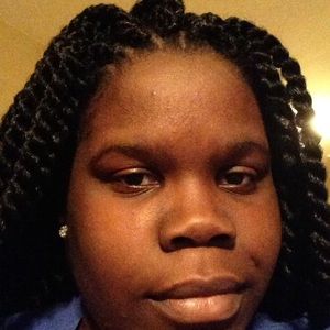 Meet your Posher, Brenda