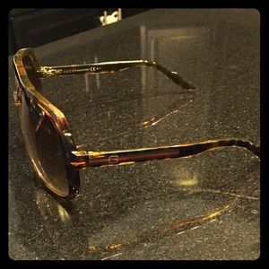 Gucci Aviator Sunglasses