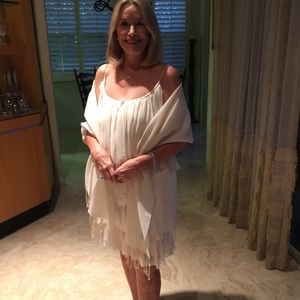 Meet your Posher, Dee