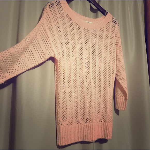 Light Pink Sweater • Forever 21 • Small