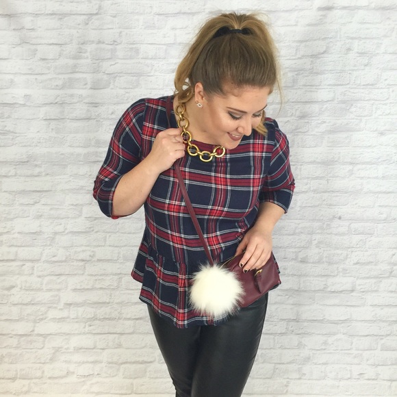 Welcome to my closet! - Picture 2 of 4