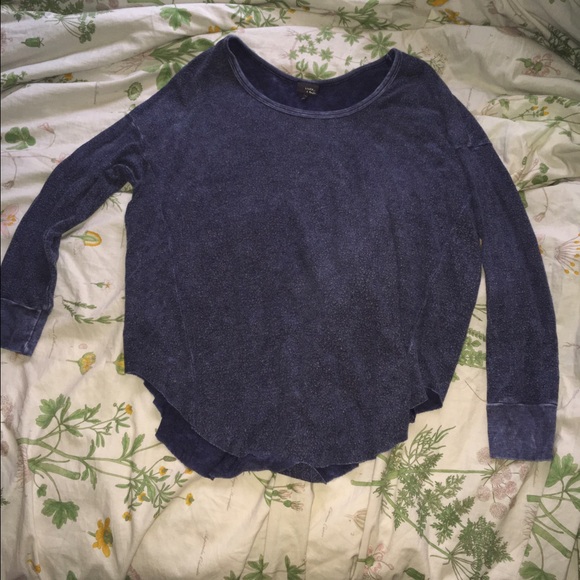 URBAN OUTFITTERS LONG SLEEVE TOP