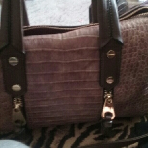 Laritta Purse