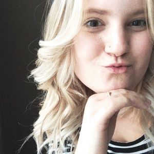 Meet your Posher, Allyson