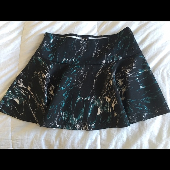 Neoprene Khelf brand new skirt - Size 12