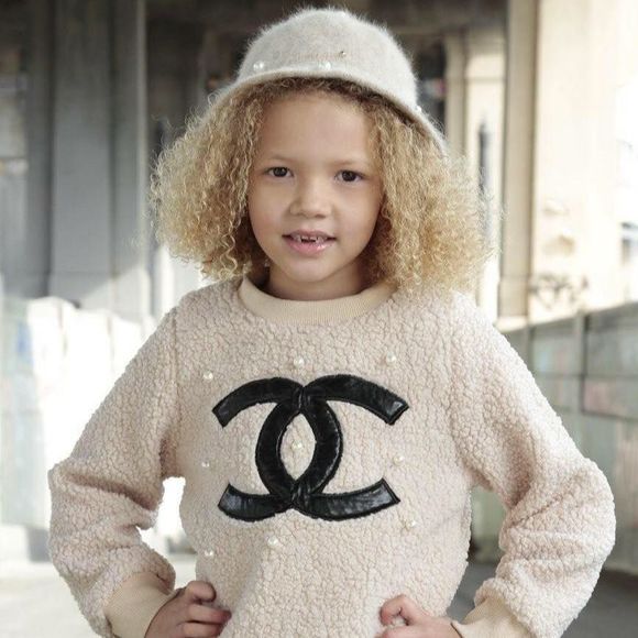 Meet your Posher, Roxanne - Picture 1 of 1