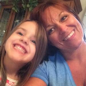 Meet your Posher, Teresa