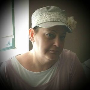 Meet your Posher, Becky