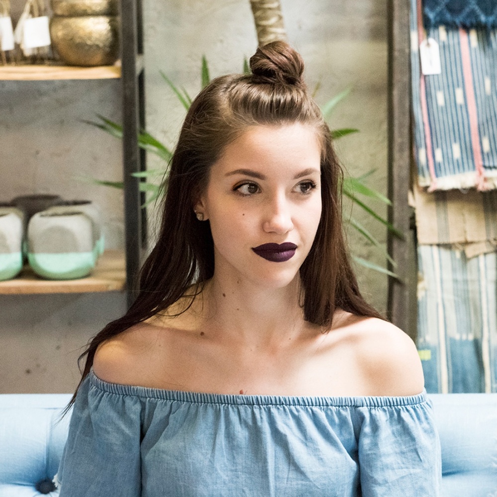 Meet your Posher, Emily