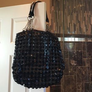 Blue elegance shoulder bad.