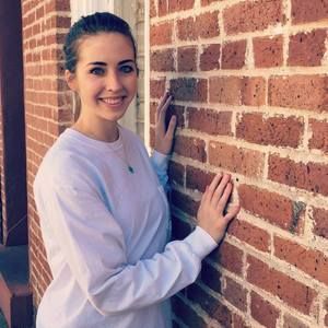 Meet your Posher, Lindsay