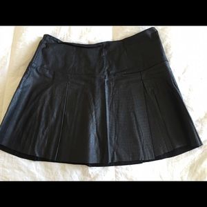Skirt faux leather – large