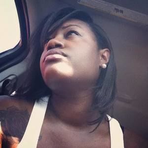 Meet your Posher, Laeeqa