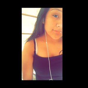 Meet your Posher, Jisel