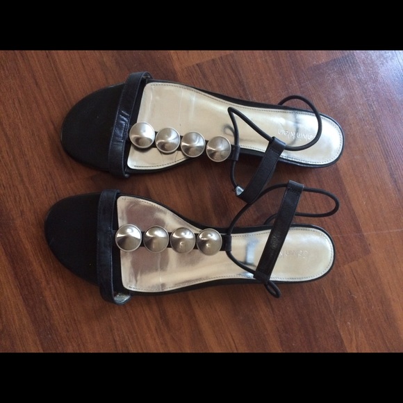 Calvin Klein flats