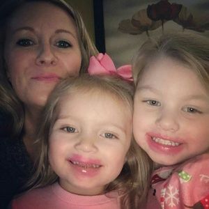 Meet your Posher, Nora