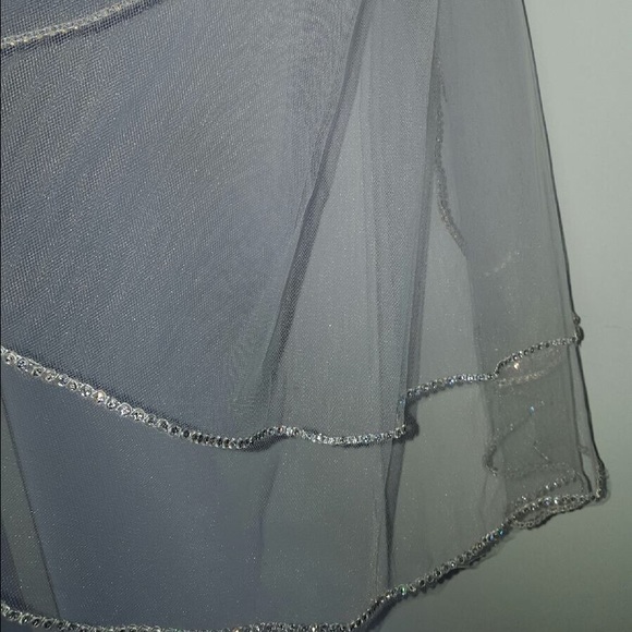 White veil with diamond beads