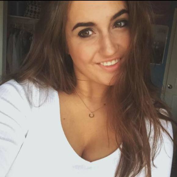 Meet your Posher, Olivia - Picture 1 of 1