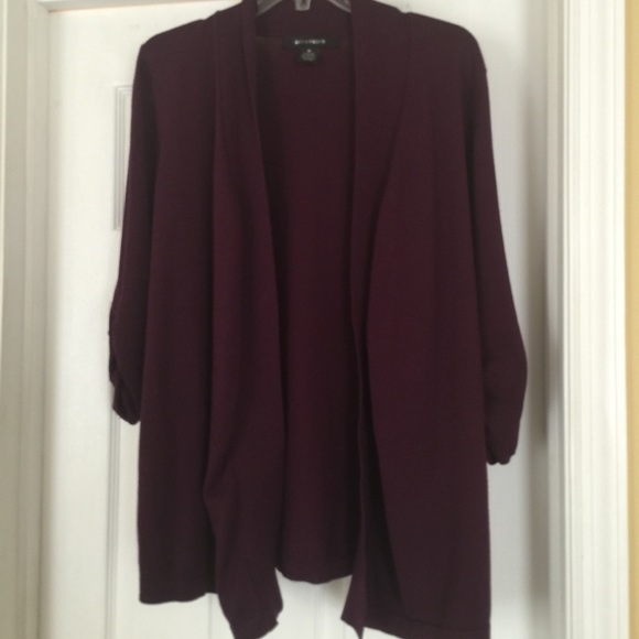 🚫sold🚫89th & Madison Plum Cardigan
