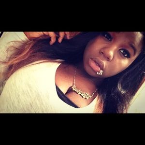 Meet your Posher, Tajanique