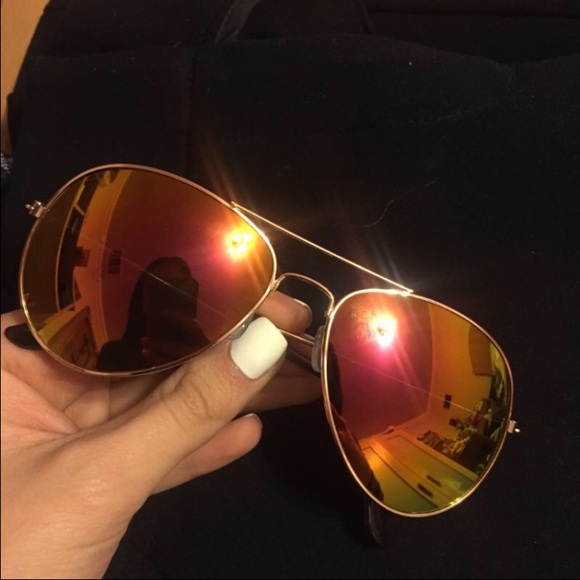 1 left !! ✨HP✨Colored Mirrored Aviator Sunglasses - Picture 2 of 4