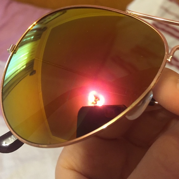 1 left !! ✨HP✨Colored Mirrored Aviator Sunglasses - Picture 3 of 4