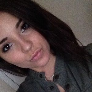 Meet your Posher, Savannah