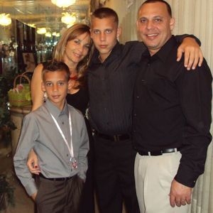 Meet your Posher, Ofelia