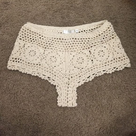 Never worn Milau Crochet Shorts-LF! - Picture 1 of 4