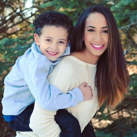 Meet your Posher, Adrienne