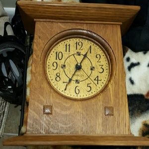 Stickley bracket clock
