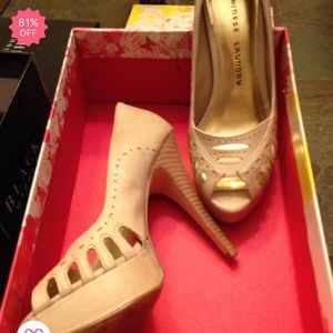Chinese Laundry Cream heels. Worn once.