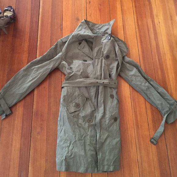 Dark green light trench coat