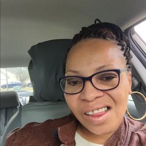 Meet your Posher, Reva