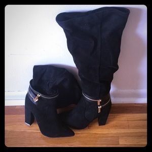 Black Knee Boot
