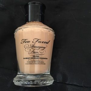 Too faced amazing face