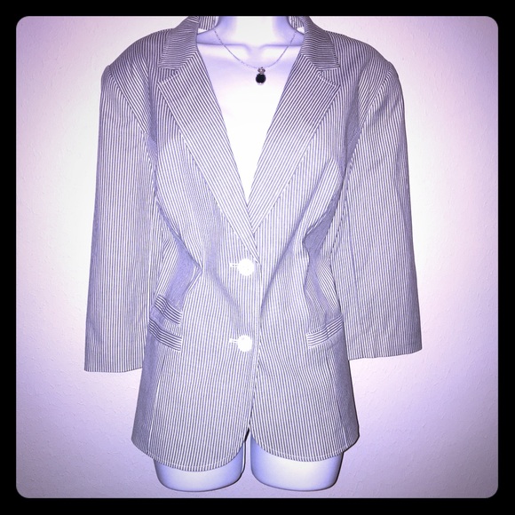 NWT Lane Bryant Pin Stripe summer Blazer - Picture 1 of 4