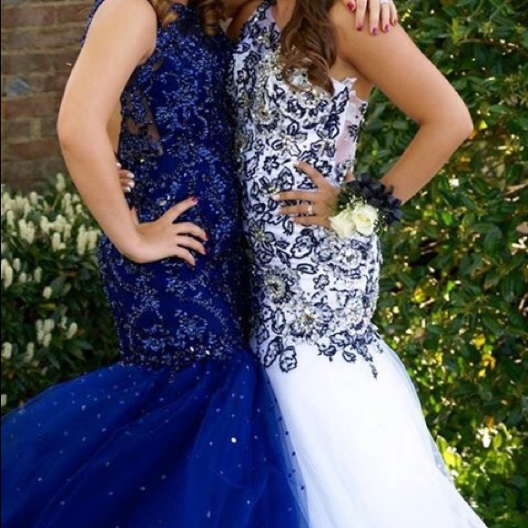 One shoulder Tiffany prom dress size 2