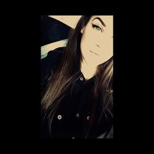 Meet your Posher, Gabrielle