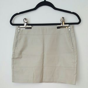Faux leather beige skirt