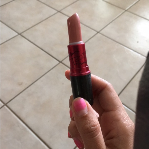 Viva glam cyndi lustre lipstick