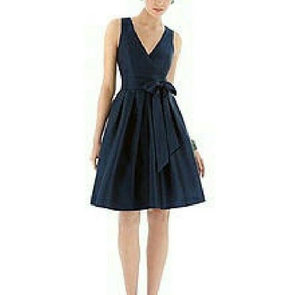 Alfred Sung D666 Bridesmaid Dress - NWT!