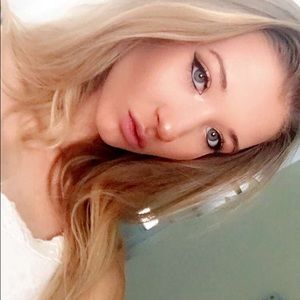 Meet your Posher, Haley