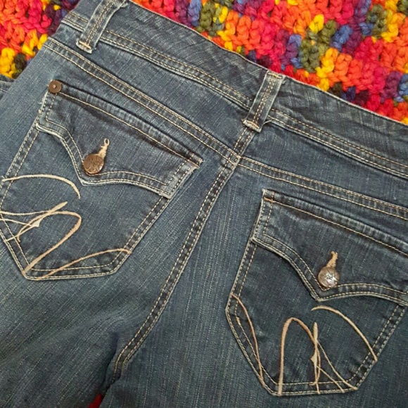 Jeans - Picture 3 of 3