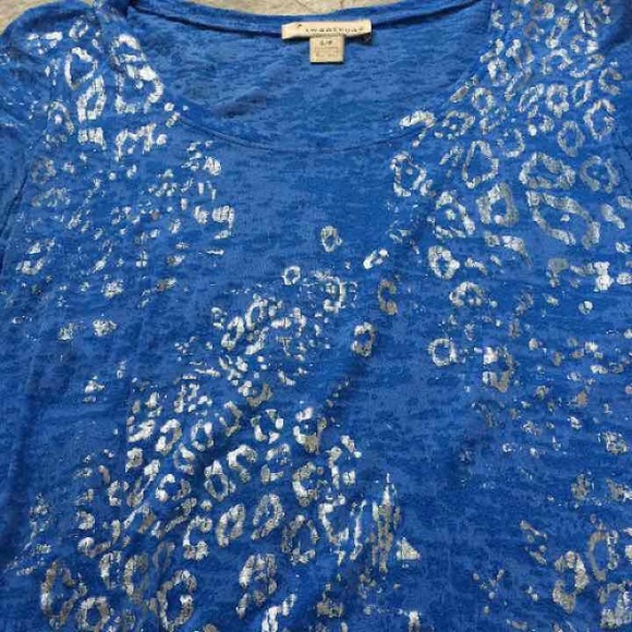 Blue/ Silver Top! - Picture 2 of 2