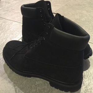 Timberland Black Suede Boots 13M