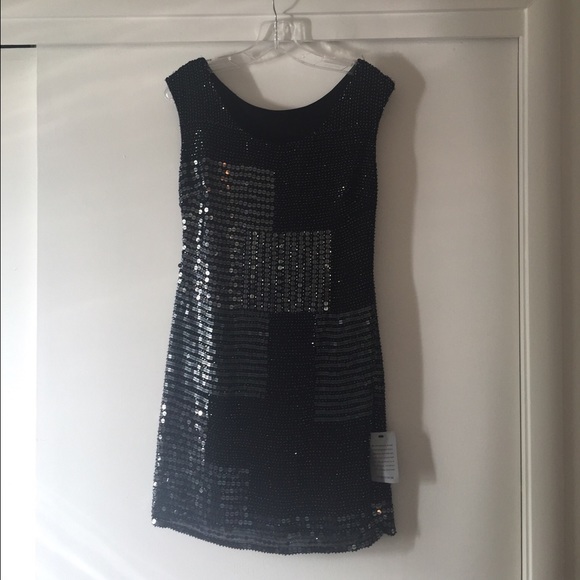 LBD Nordstrom - Picture 3 of 4