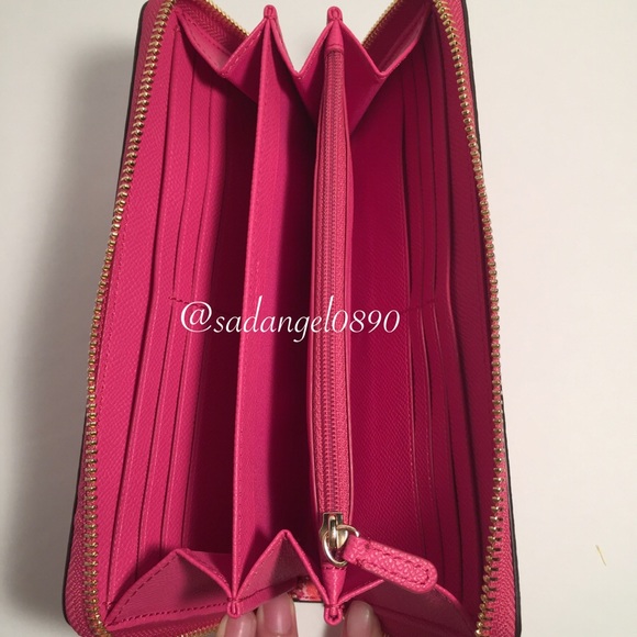 ‼️FINAL SALE‼️COACH WILDFLOWER ZIP WALLET❥❥ - Picture 3 of 4