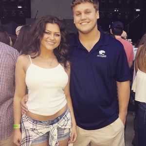 Meet your Posher, Noelle